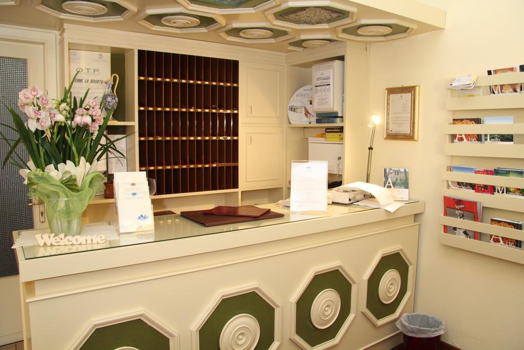 Hotel B&B Risorta Abano Terme Extérieur photo
